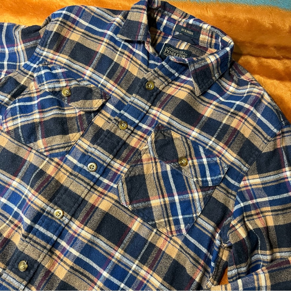Pendleton Burnside Plaid Flannel Button Down Shir… - image 3